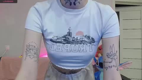 Snapshot of tayaavis chatting on 28, 2, 2025 Taya online show from 28, 2, 2025