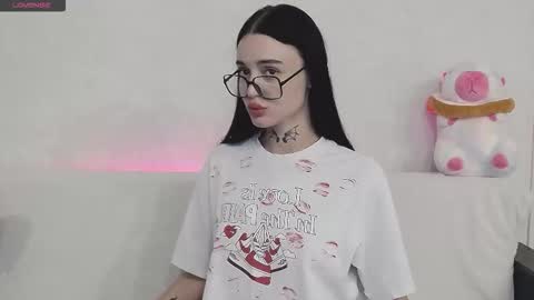 Snapshot of tayaavis chatting on 18, 9, 2025 Taya online show from 18, 9, 2025