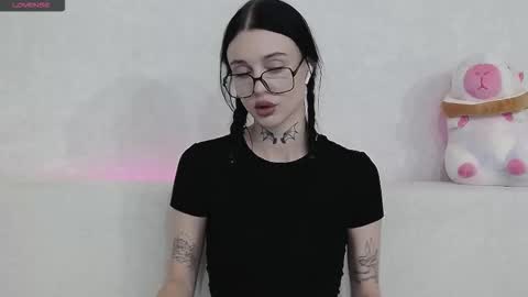 Snapshot of tayaavis chatting on 24, 9, 2025 Taya online show from 24, 9, 2025