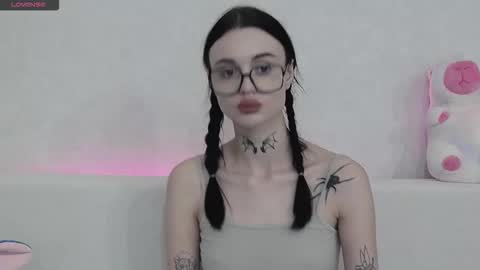 Snapshot of tayaavis chatting on 30, 10, 2025 Taya online show from 30, 10, 2025