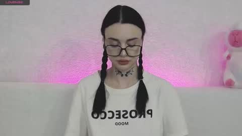 Snapshot of tayaavis chatting on 14, 11, 2025 Taya online show from 14, 11, 2025