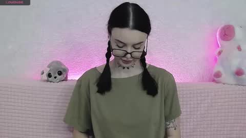 Snapshot of tayaavis chatting on 20, 12, 2025 Taya online show from 20, 12, 2025