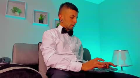 Snapshot of tayer_bennet chatting on 18, 9, 2025 tayer_bennet online show from 18, 9, 2025