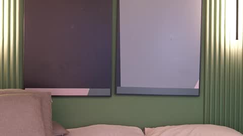 Snapshot of taylerkim chatting on 25, 9, 2025 Teylor Kim online show from 25, 9, 2025