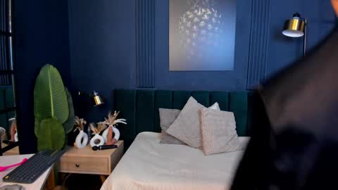 Snapshot of taylor_bennet chatting on 5, 2, 2025 Taylor Bennet online show from 5, 2, 2025