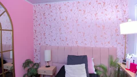 Snapshot of taylor_bennet chatting on 30, 11, 2025 Taylor Bennet online show from 30, 11, 2025