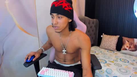 Taylor online show from 16, 4, 2026