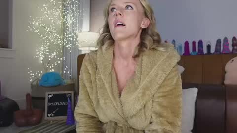 Taylor --  online show from 24, 5, 2026