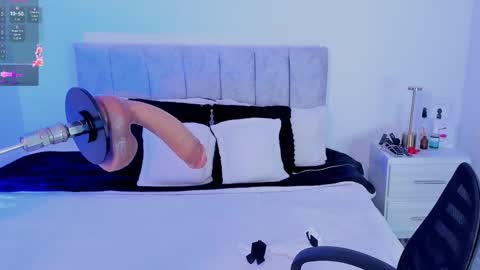 Snapshot of taylormaxwell chatting on 9, 9, 2025 Taylor online show from 9, 9, 2025