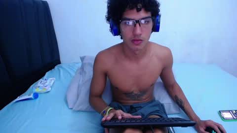 Tayron online show from 9, 2, 2025