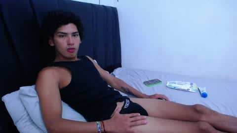 Tayron online show from 14, 2, 2025