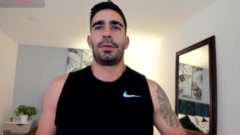 Snapshot of tbastian chatting on 14, 11, 2025 BASTIAN online show from 14, 11, 2025