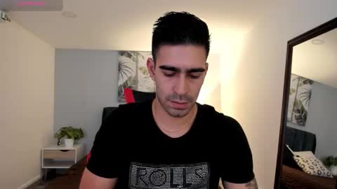 Snapshot of tbastian chatting on 20, 11, 2025 BASTIAN online show from 20, 11, 2025