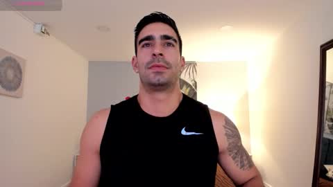 Snapshot of tbastian chatting on 21, 11, 2025 BASTIAN online show from 21, 11, 2025