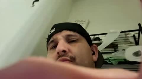 Snapshot of tboy833 chatting on 3, 11, 2025 Luis online show from 3, 11, 2025