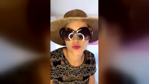 tchutchuca2026 online show from 13, 4, 2026