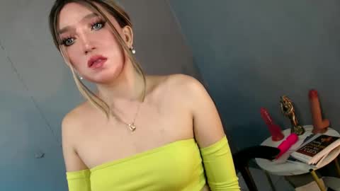 Snapshot of te_amo28 chatting on 13, 12, 2024 ellaine online show from 13, 12, 2024