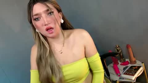 Snapshot of te_amo28 chatting on 15, 12, 2024 ellaine online show from 15, 12, 2024