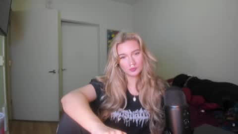 Snapshot of teamtragic chatting on 2, 1, 2025 Katy online show from 2, 1, 2025