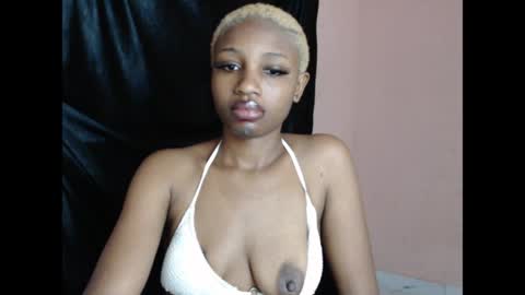 Snapshot of teasexkitty chatting on 19, 5, 2026 teasexkitty online show from 19, 5, 2026