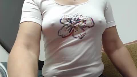 Snapshot of teasexpert4444 chatting on 5, 11, 2025 ALICIA--- online show from 5, 11, 2025