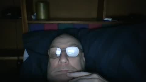 Mark online show from 11, 4, 2026