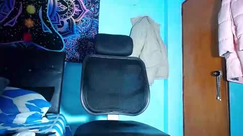 Snapshot of techno_420 chatting on 10, 2, 2026 Charlee He online show from 10, 2, 2026