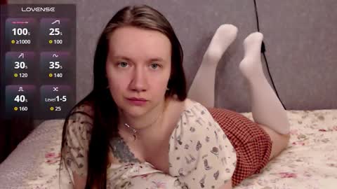 Nickie online show from 4, 12, 2025