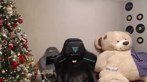 Teddy online show from 22, 12, 2025