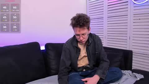 Snapshot of teddy_parker chatting on 22, 11, 2025 Teddy online show from 22, 11, 2025