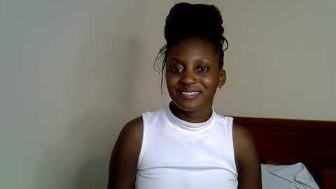 Nicole online show from 19, 4, 2026