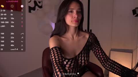 Snapshot of tef_1 chatting on 17, 11, 2025 Tefa online show from 17, 11, 2025