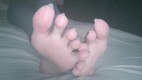 Viv West online show from 12, 3, 2025