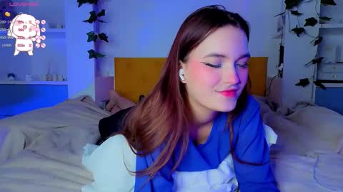 Snapshot of tempt_for_you chatting on 10, 11, 2025 Megan online show from 10, 11, 2025