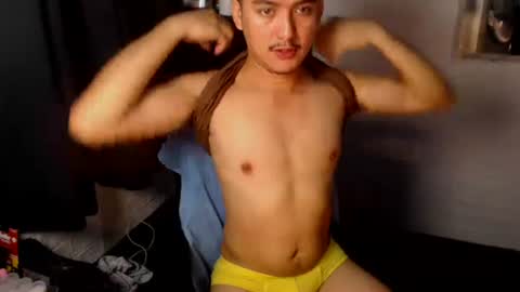 Snapshot of tempting_jon chatting on 26, 4, 2026 tempting_jon online show from 26, 4, 2026