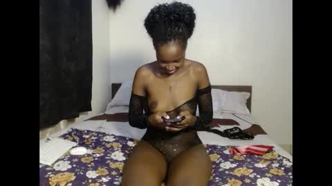 Snapshot of tempting_vibe chatting on 14, 4, 2026 tempting_vibe online show from 14, 4, 2026