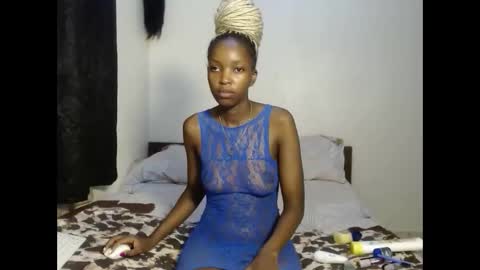 Snapshot of tempting_vibe chatting on 1, 5, 2026 tempting_vibe online show from 1, 5, 2026