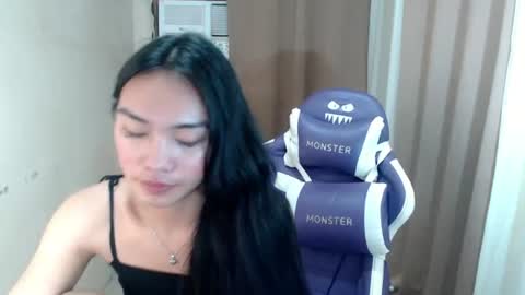 YOGIRL MAXINE online show from 12, 6, 2026