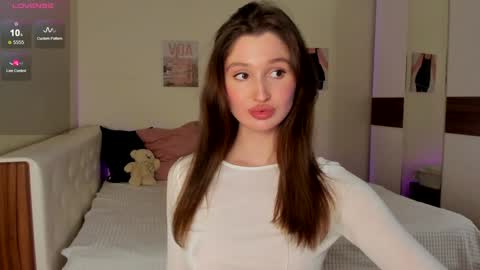 Snapshot of tender_babyy chatting on 4, 12, 2024 Sexy girl Li online show from 4, 12, 2024