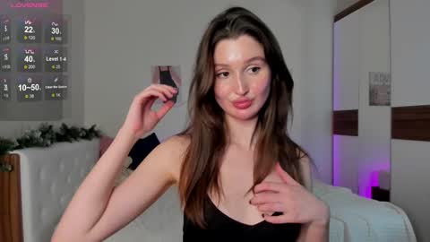 Snapshot of tender_babyy chatting on 24, 1, 2025 Sexy girl Li online show from 24, 1, 2025