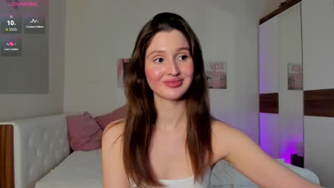 Snapshot of tender_babyy chatting on 31, 1, 2025 Sexy girl Li online show from 31, 1, 2025