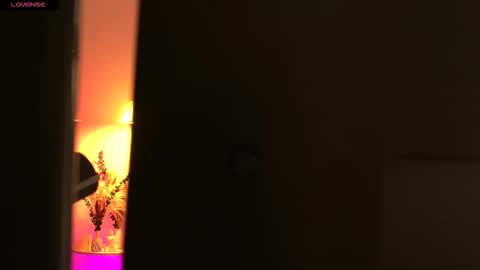 Snapshot of tender_babyy chatting on 21, 9, 2025 Sexy girl Li online show from 21, 9, 2025