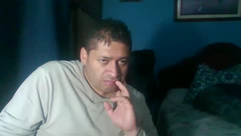 Snapshot of tender_eldelatienda chatting on 7, 1, 2025 Fabio Canavaro online show from 7, 1, 2025