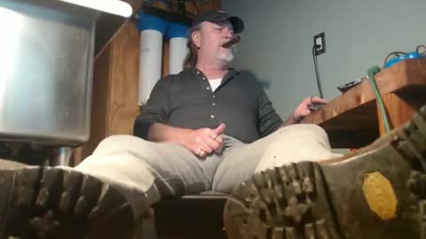 Snapshot of tennredneck chatting on 9, 2, 2026 Tennredneck online show from 9, 2, 2026
