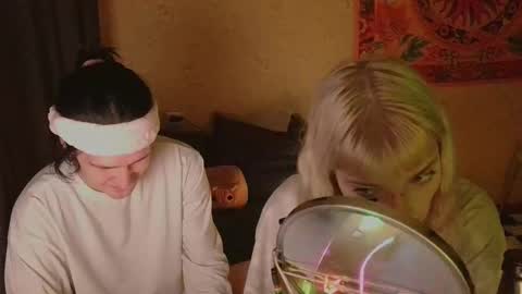 Snapshot of teoshi chatting on 19, 12, 2025 Teoshi online show from 19, 12, 2025