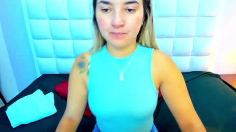 Snapshot of teresasroom_ chatting on 11, 1, 2025 Teresa online show from 11, 1, 2025