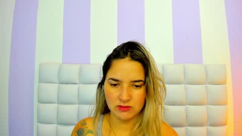 Snapshot of teresasroom_ chatting on 17, 1, 2025 Teresa online show from 17, 1, 2025