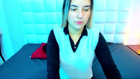 Snapshot of teresasroom_ chatting on 5, 2, 2025 Teresa online show from 5, 2, 2025