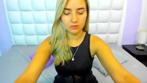 Snapshot of teresasroom_ chatting on 20, 9, 2025 Teresa online show from 20, 9, 2025