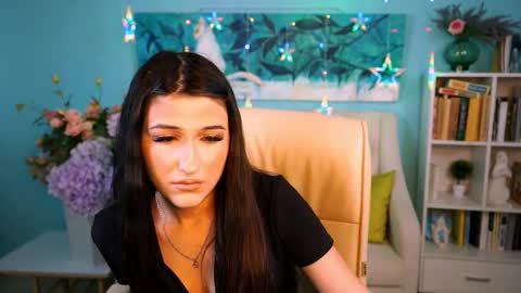 terezarobinson online show from 2, 3, 2026